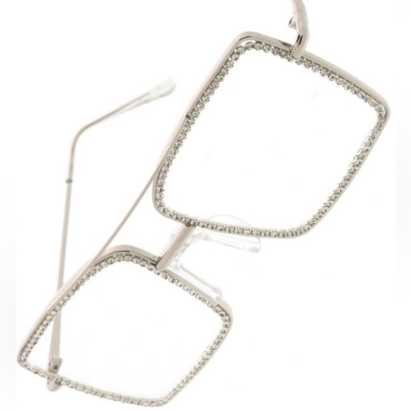 •Bling Queen• Clear Rhinestone Laced Sunglasses - Picture 2 of 4